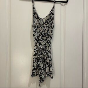 SIZE S | Multi color printed casual romper